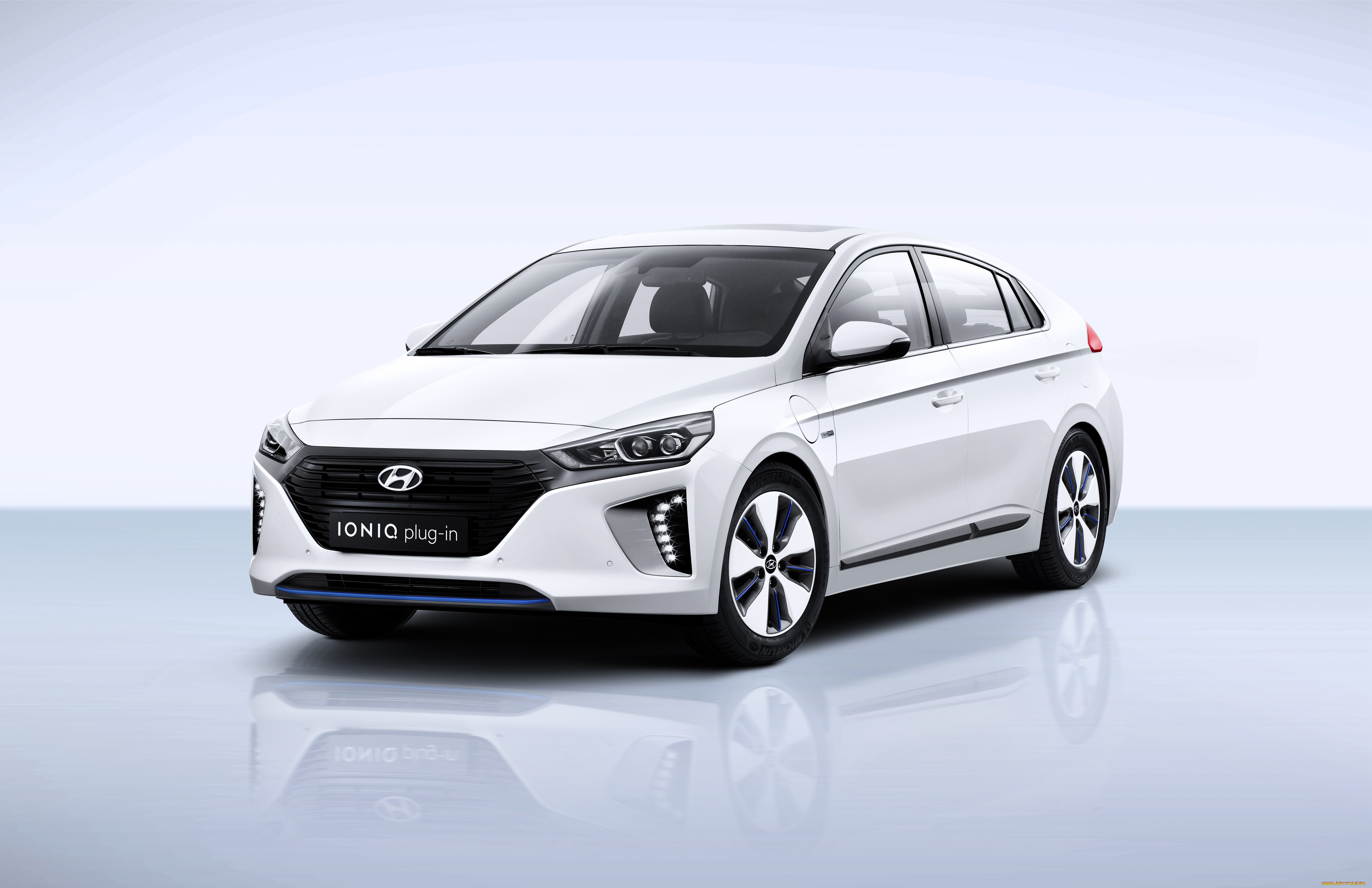 , hyundai, ioniq, 2016, plug-in